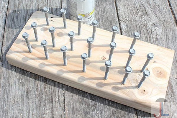Can you paint stainless steel screws and nuts