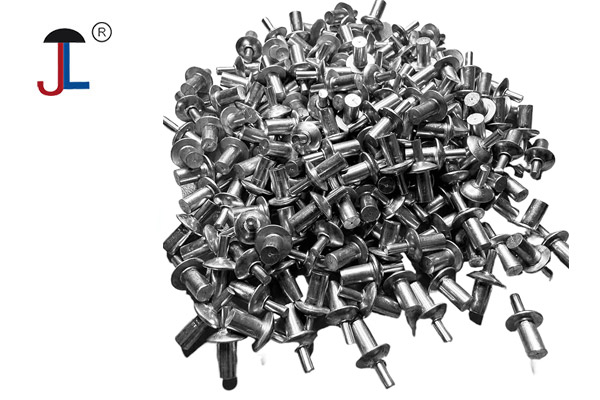 Hammer Drive Rivets:What are hammer rivets?